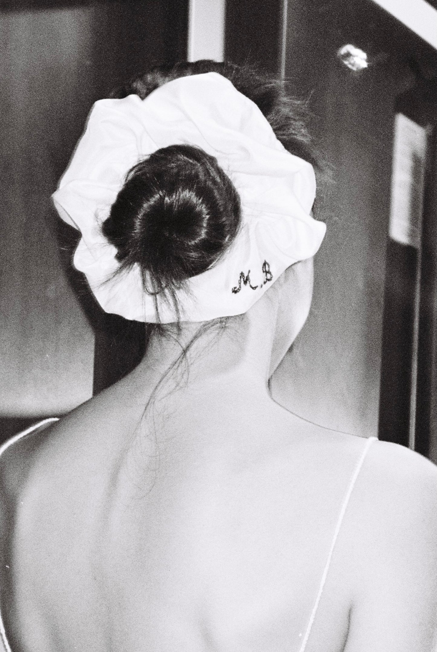 ANTIPASTI SCRUNCHIE - MAISON MAGDALENA - MODEL PICTURE