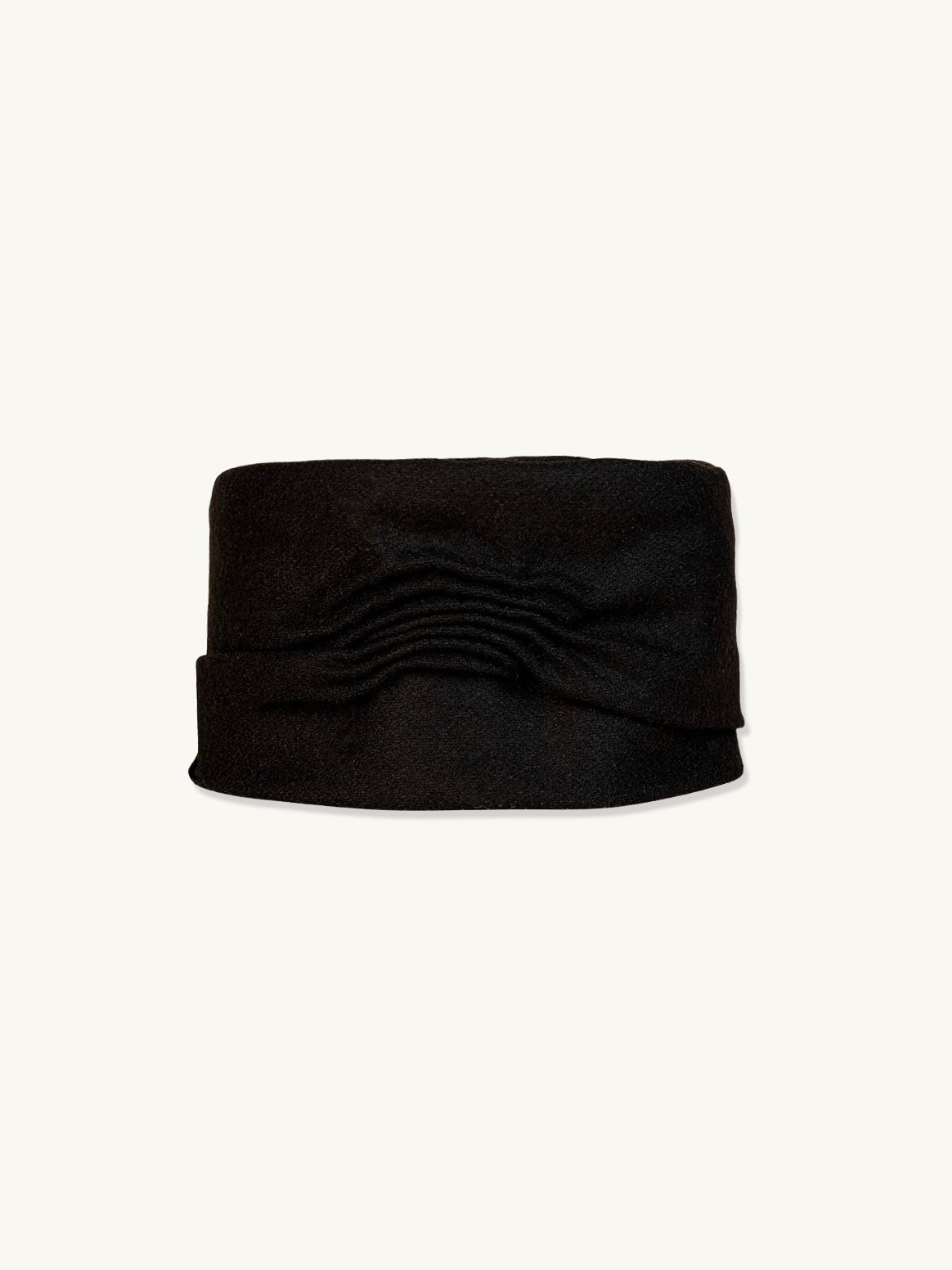PRODUCT PICTURE OF ONDARA BLACK PILLBOX HAT | HAND EMBROIDERY ON MANTECO WOOL | MAISON MAGDALENA |