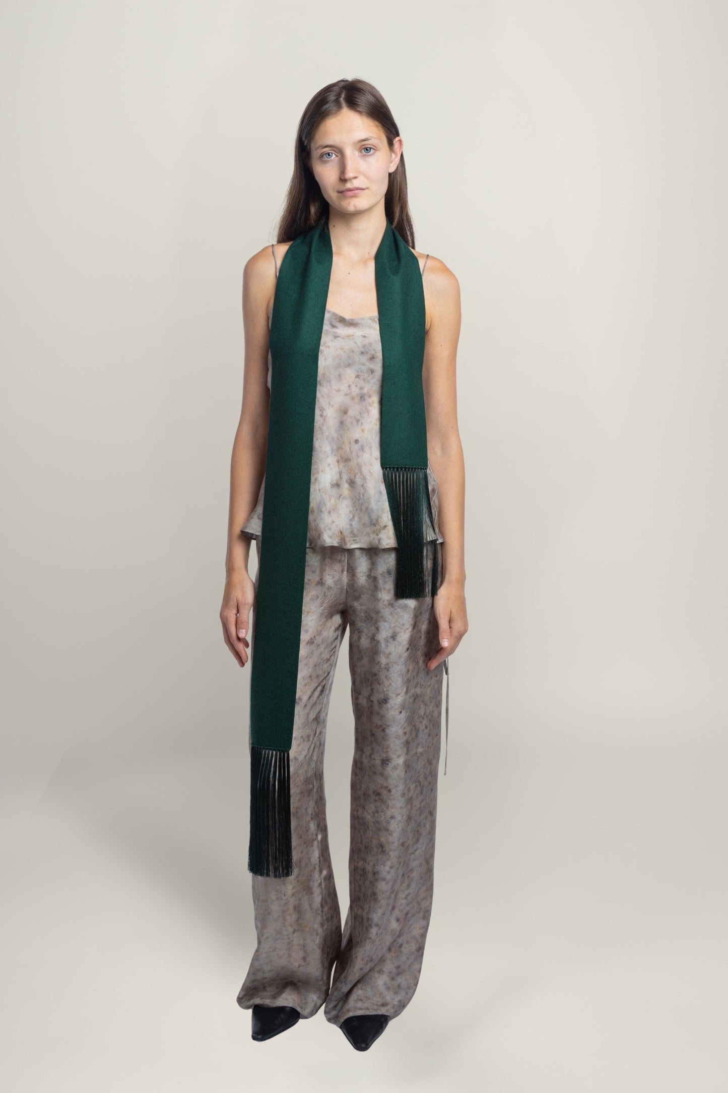 BRISA SLIM SCARF | FOREST GREEN