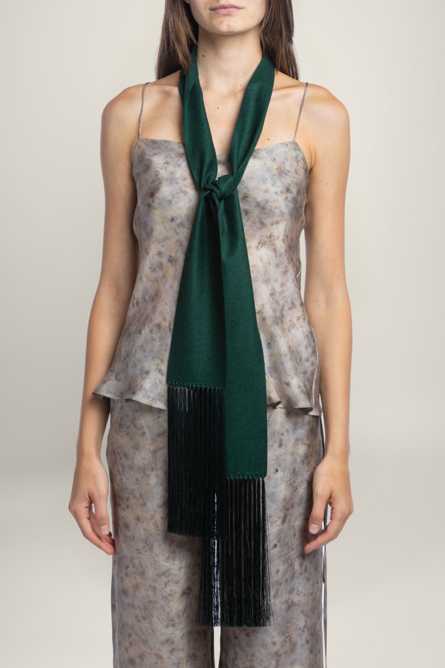 BRISA SLIM SCARF | FOREST GREEN
