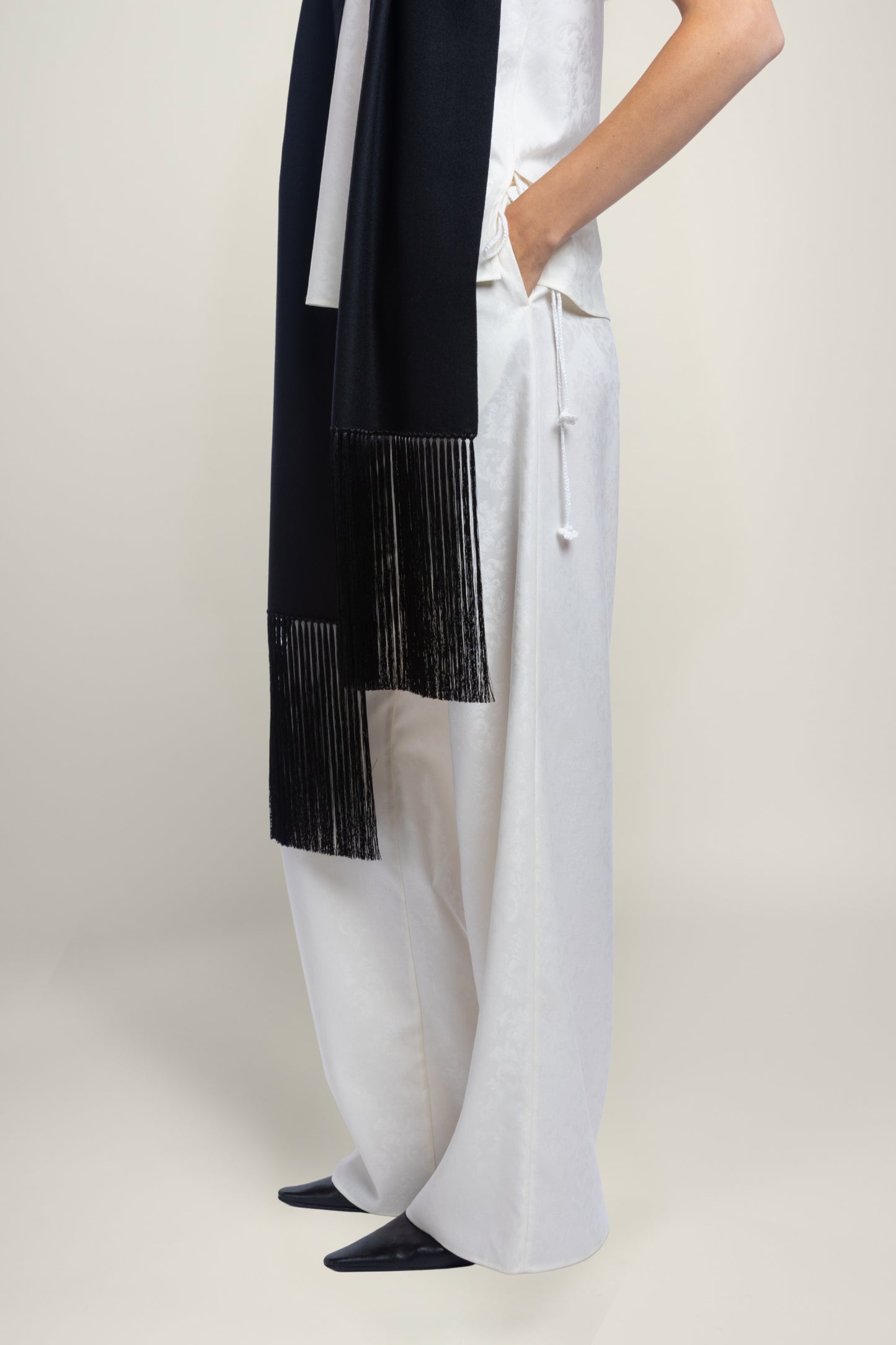 LINÉA SCARF | BLACK